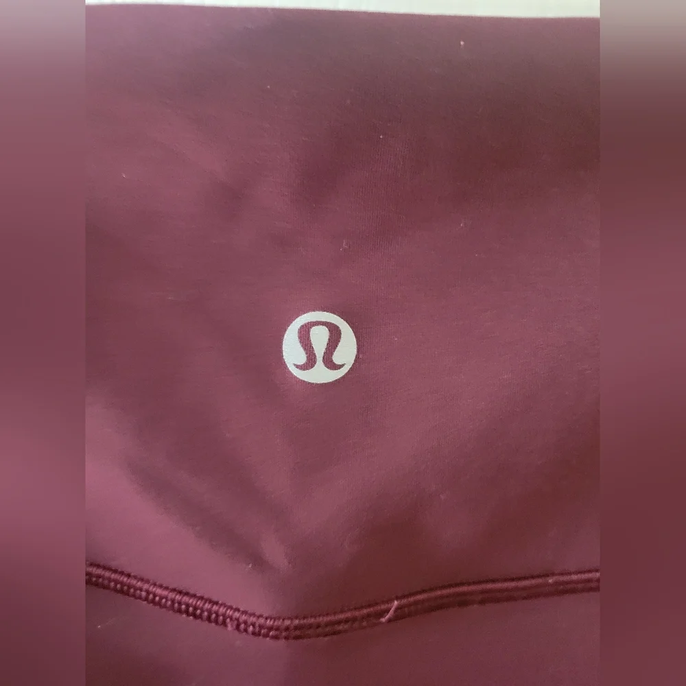 Lululemon In Movement 7/8 Tight Everlux 25